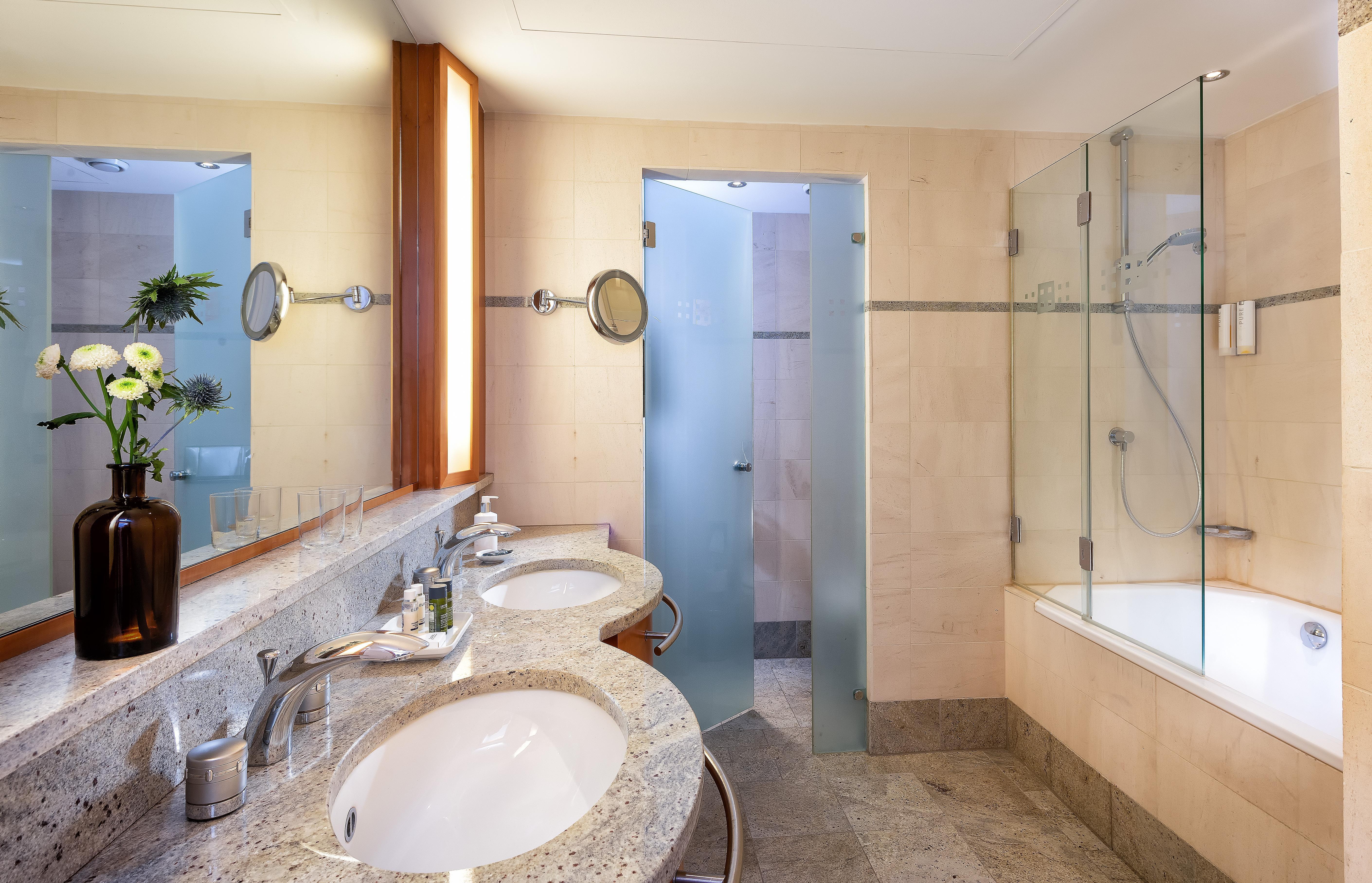 Precise Resort バート・ザーロー エクステリア 写真 Bathroom