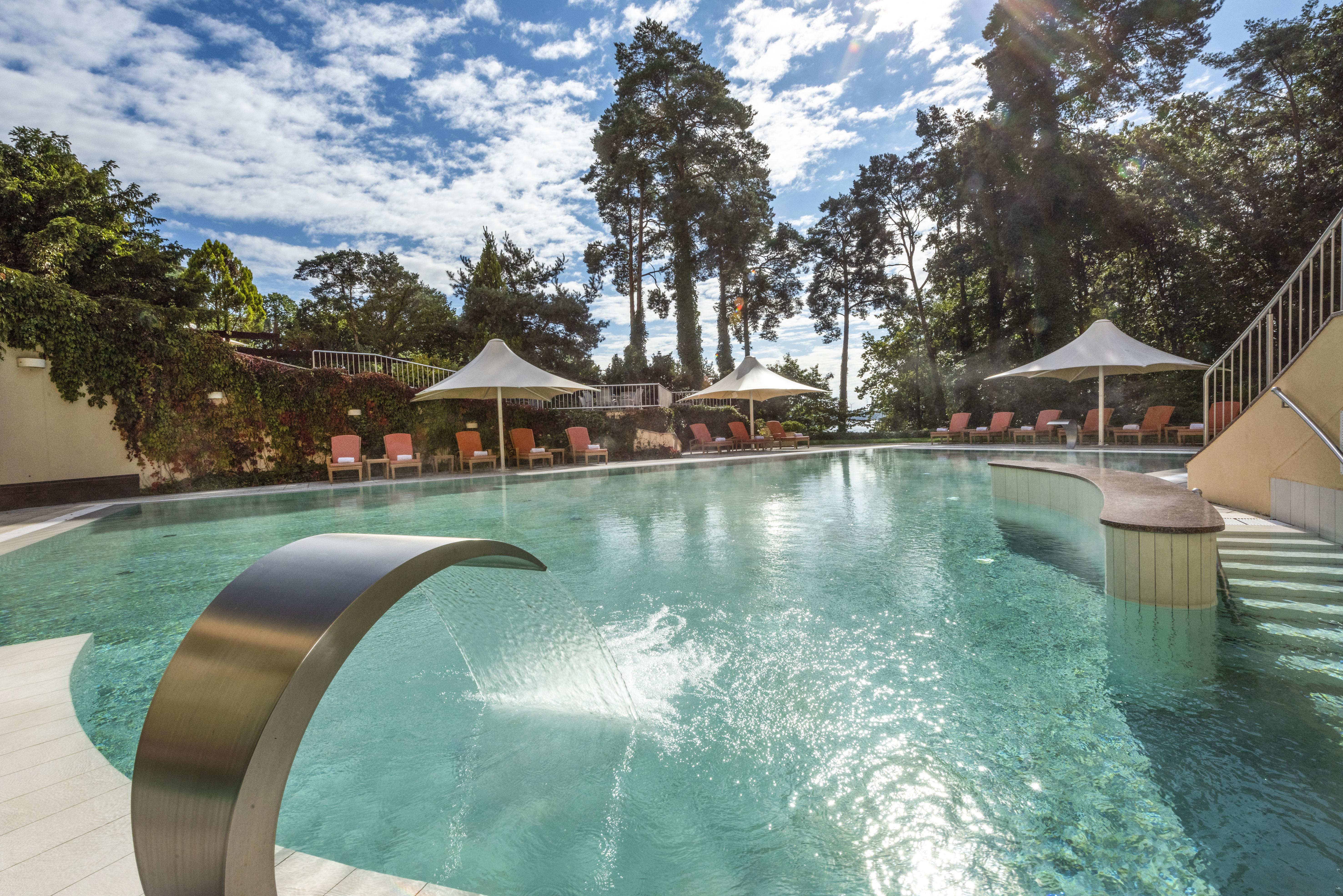 Precise Resort バート・ザーロー エクステリア 写真 The pool at the hotel
