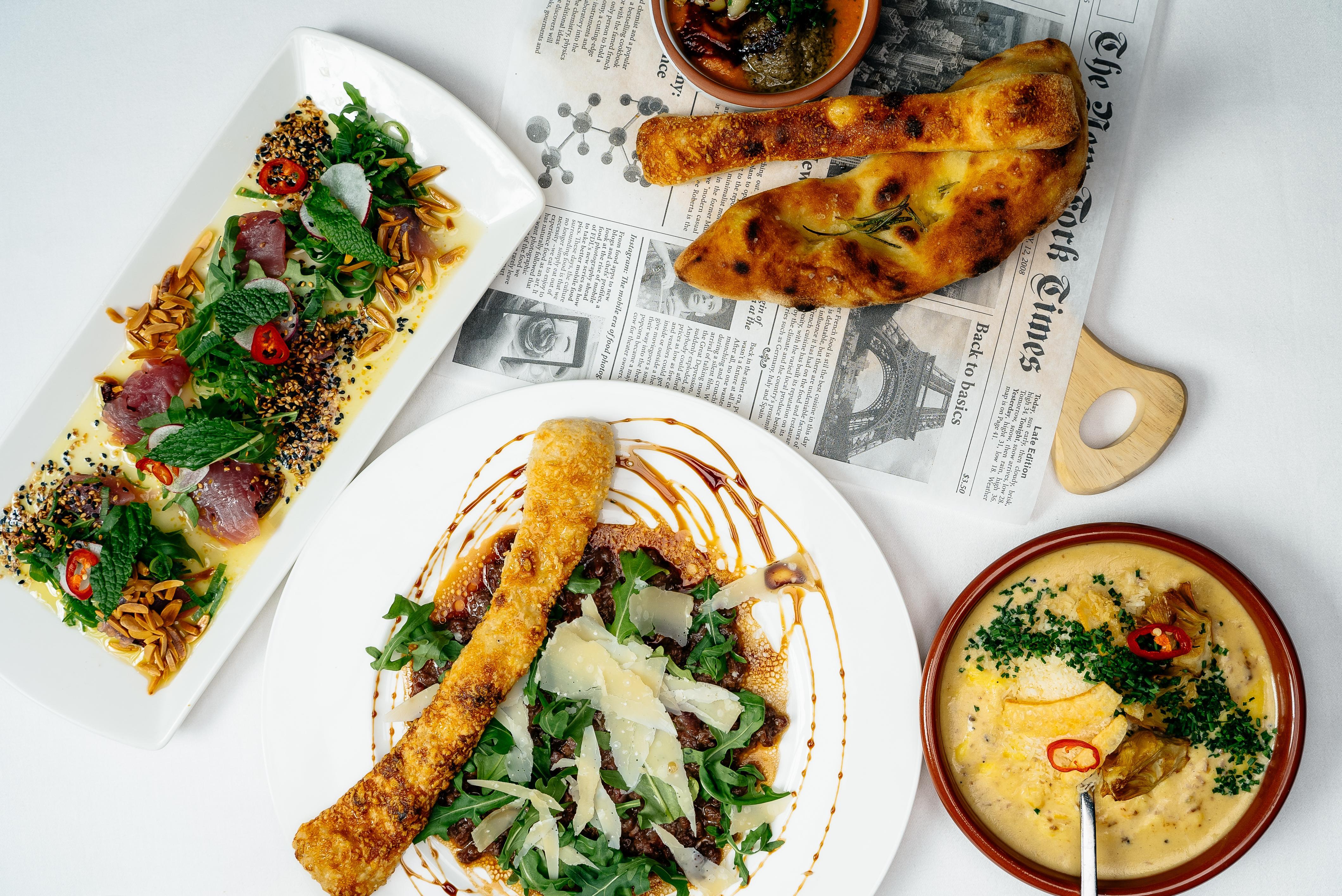 Precise Resort バート・ザーロー エクステリア 写真 A selection of dishes from the restaurant