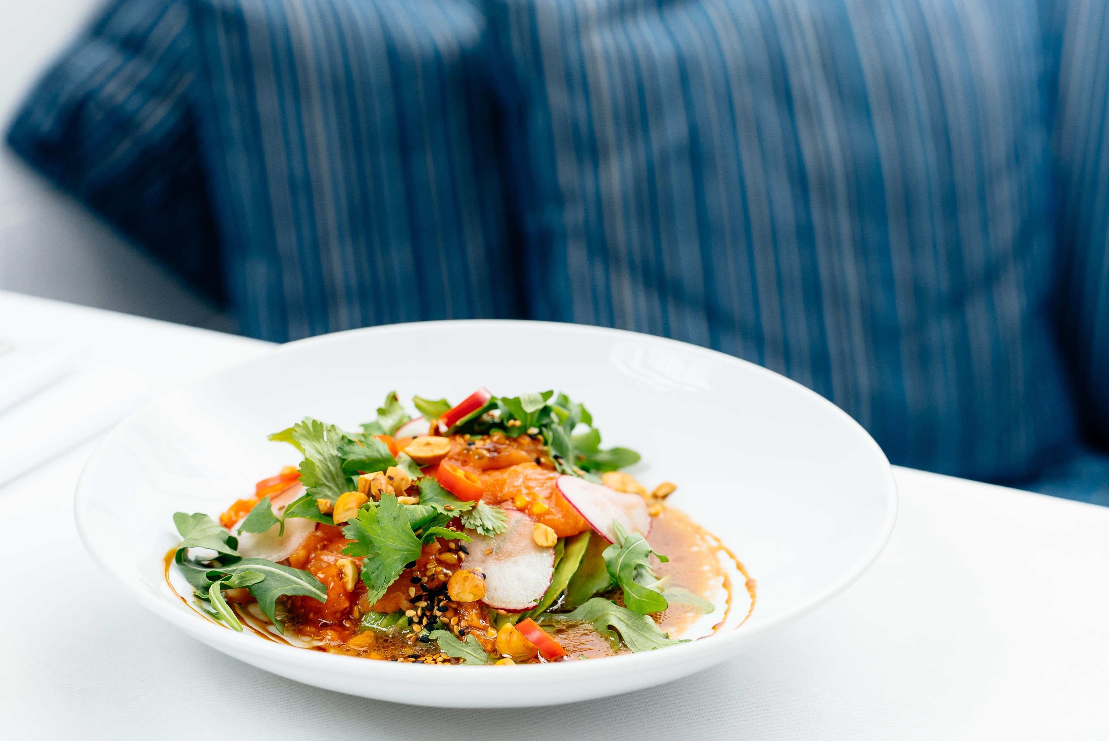 Precise Resort バート・ザーロー エクステリア 写真 A salad prepared with the use of a sous vide machine
