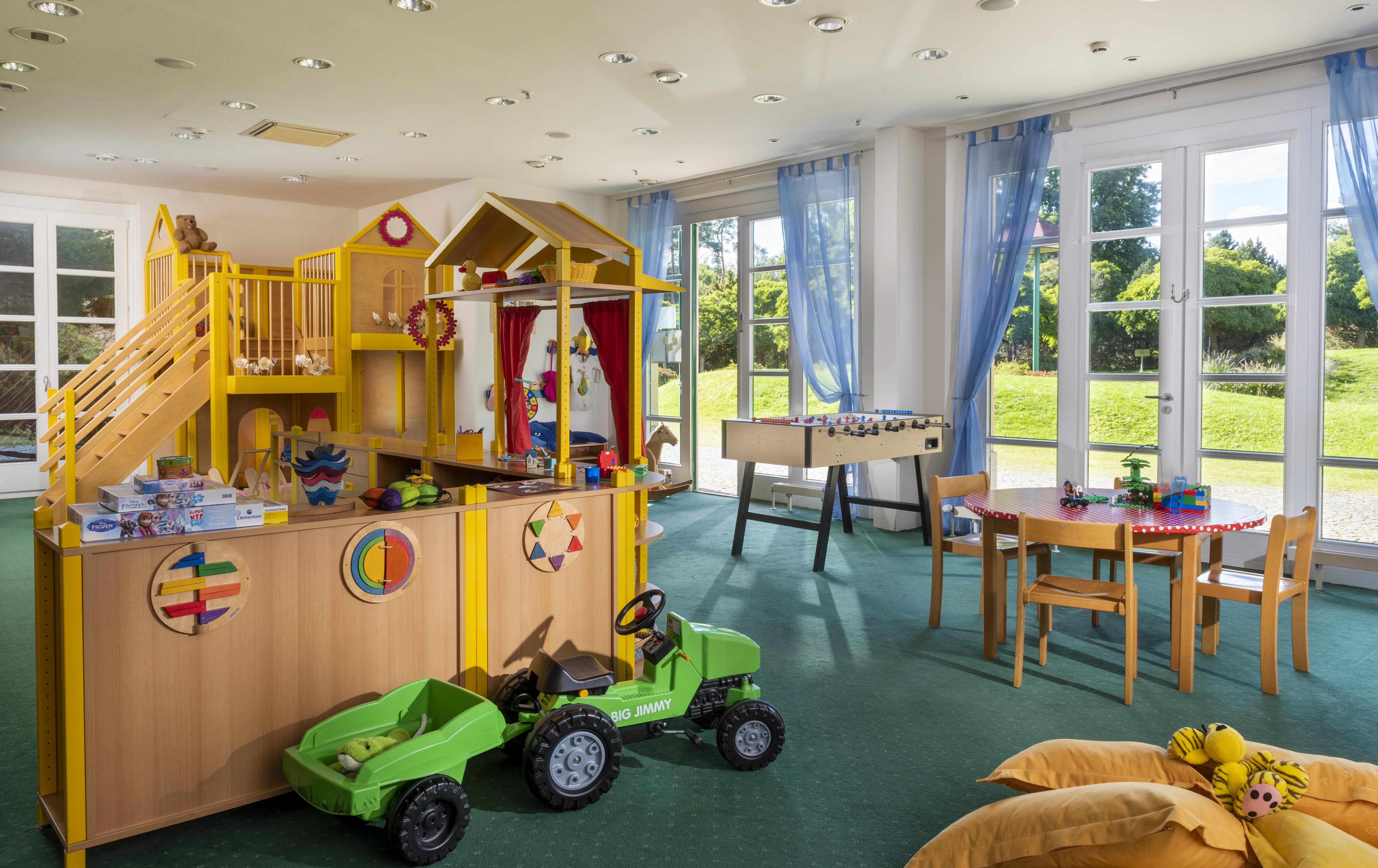Precise Resort バート・ザーロー エクステリア 写真 The children's club at the Hotel